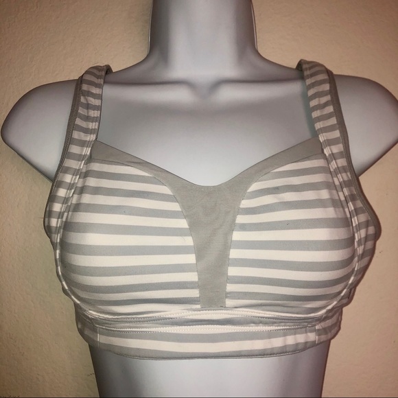 SOLD👋🏼Lulu Lemon Ta Ta Tamer ll - Picture 3 of 8